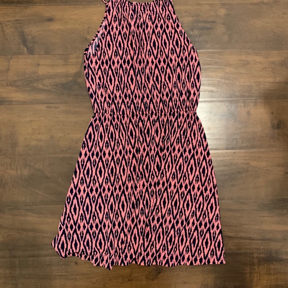 Dress - Picture 5 of 5